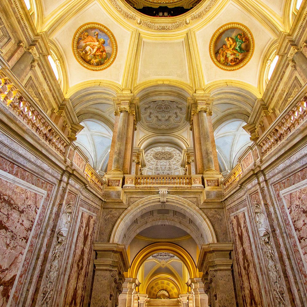 Costiera Amalfitana - Reggia di Caserta: Giornata di Tour alla Reggia di Caserta e ai Giardini